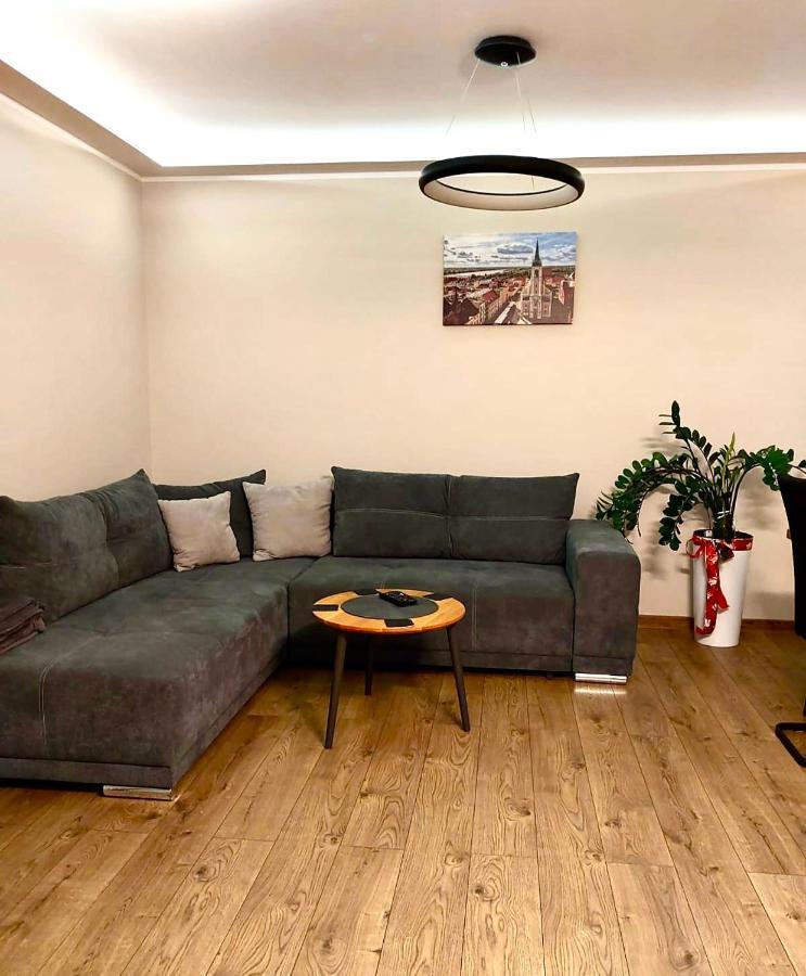 Apartament Sajowy Z Miejscem Postojowym W Garazu Podziemnym Apartment Torun Bagian luar foto